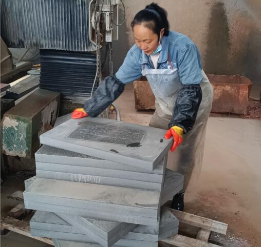 砂巖女工人 砂巖女工人