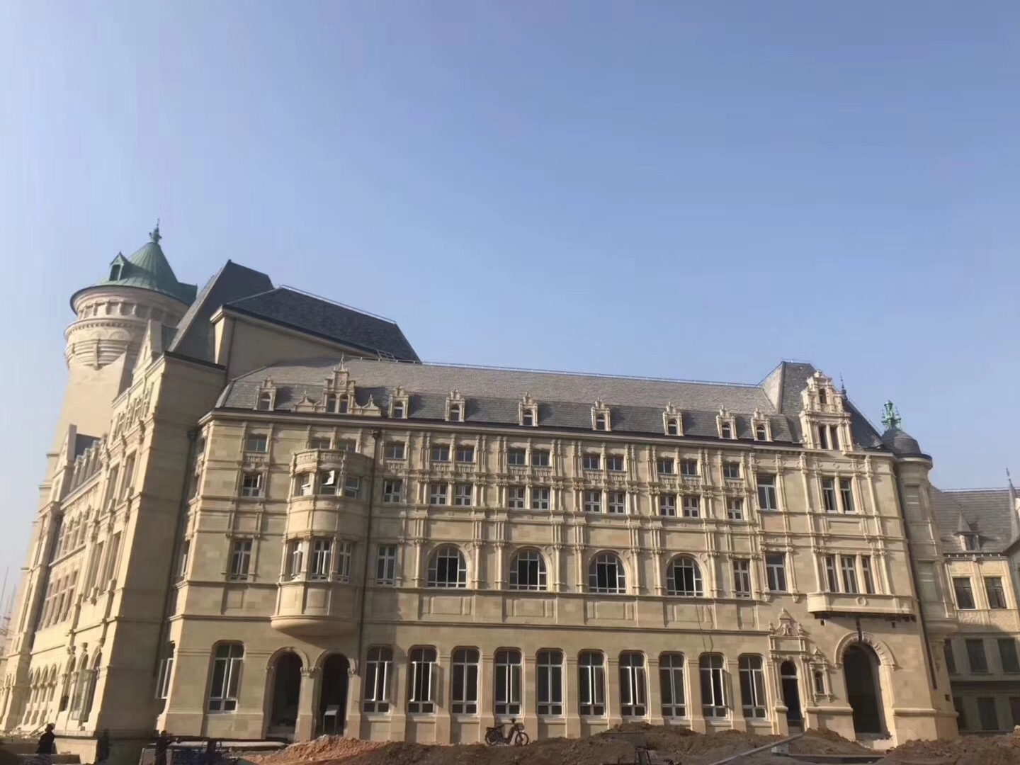 華為松山湖項目米黃砂巖