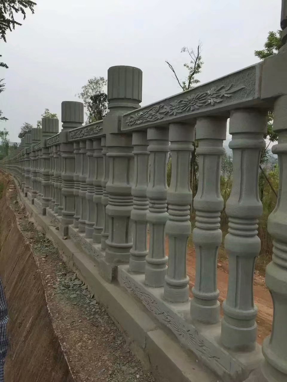 青石（砂巖）