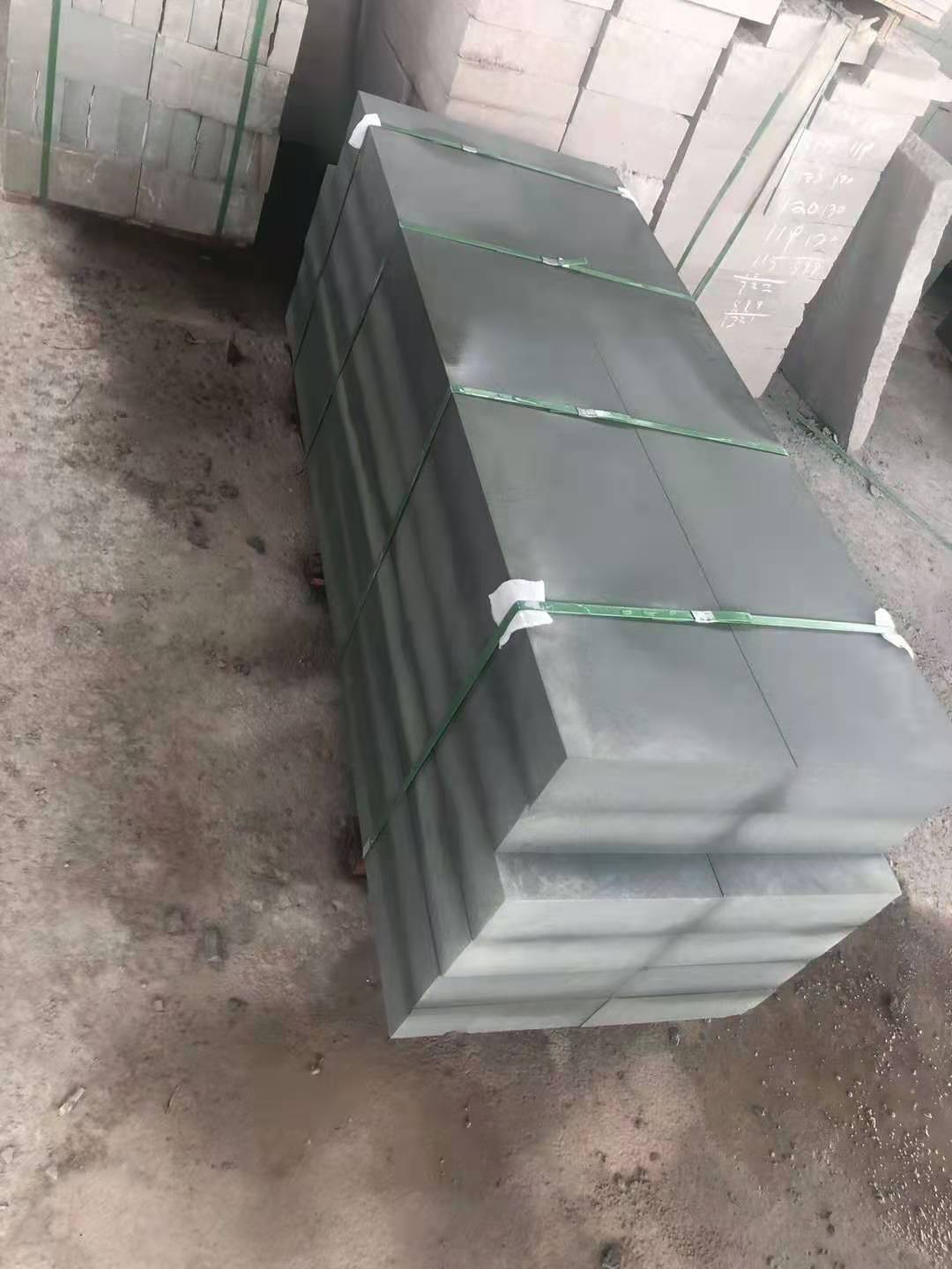 青石